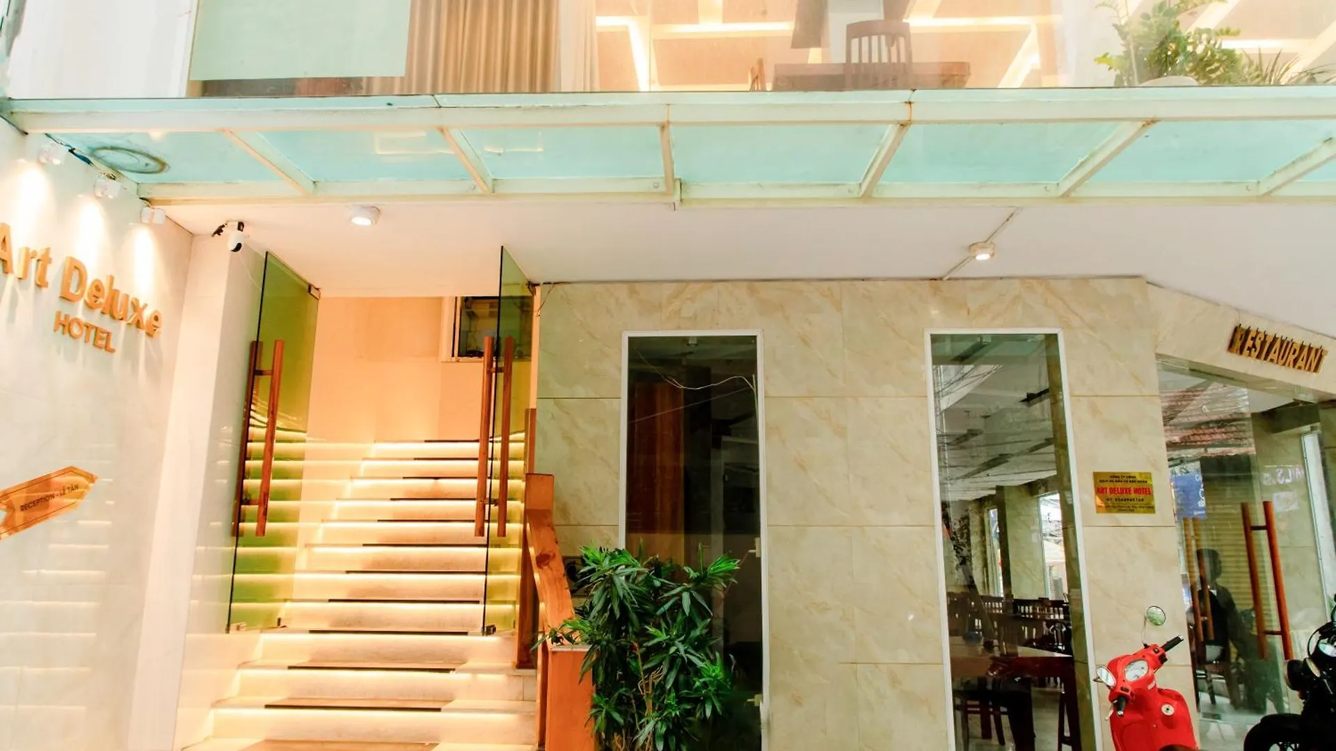 Art Deluxe Hotel Нячанг