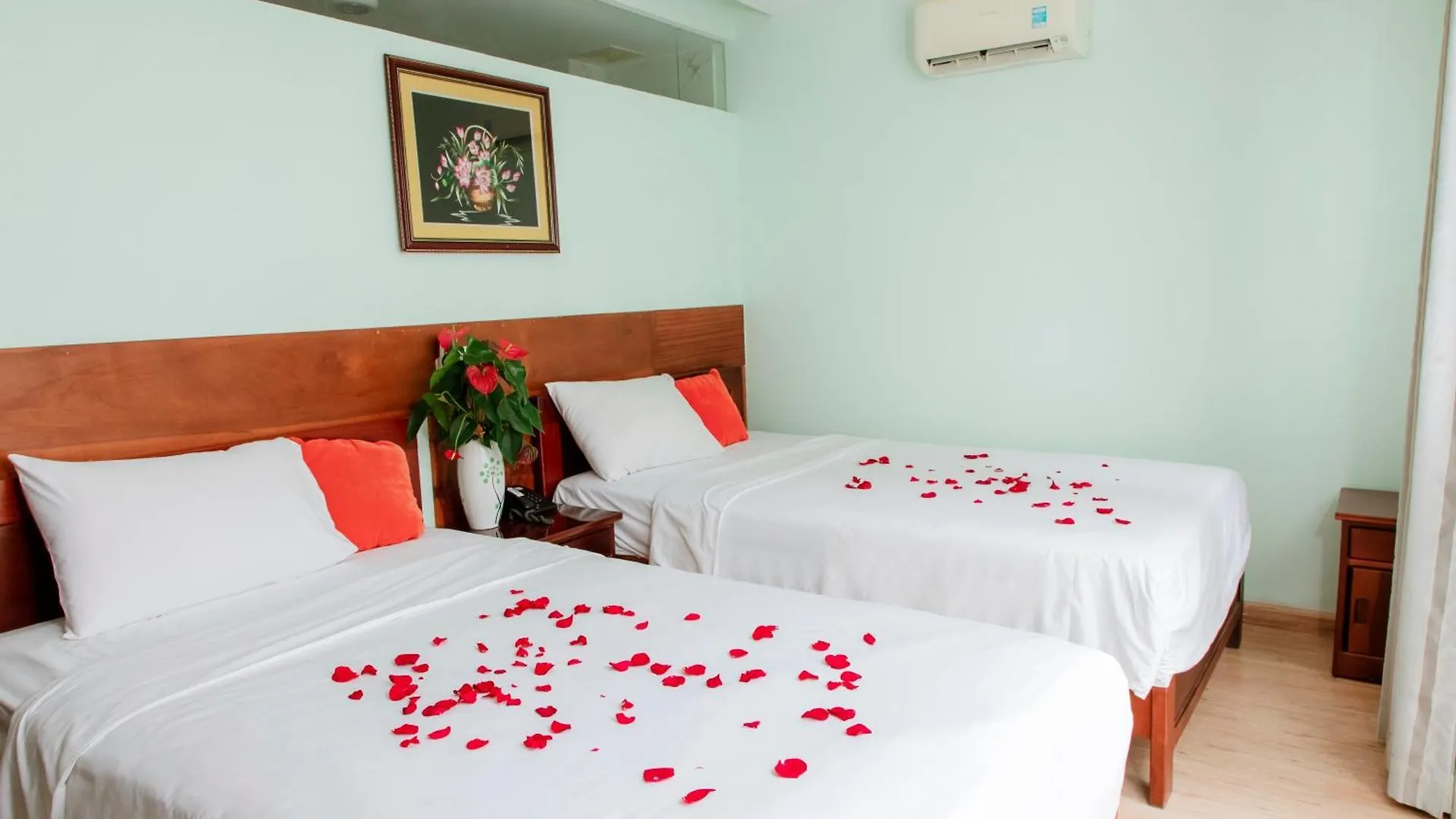 Art Deluxe Hotel Нячанг