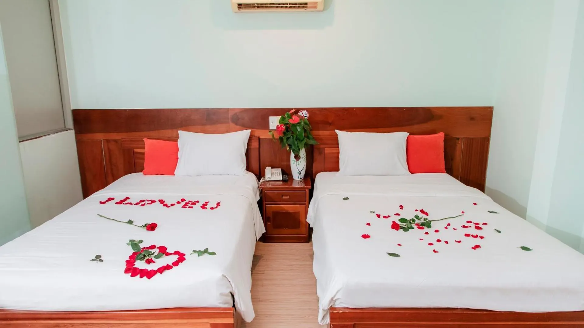 Art Deluxe Hotel Нячанг