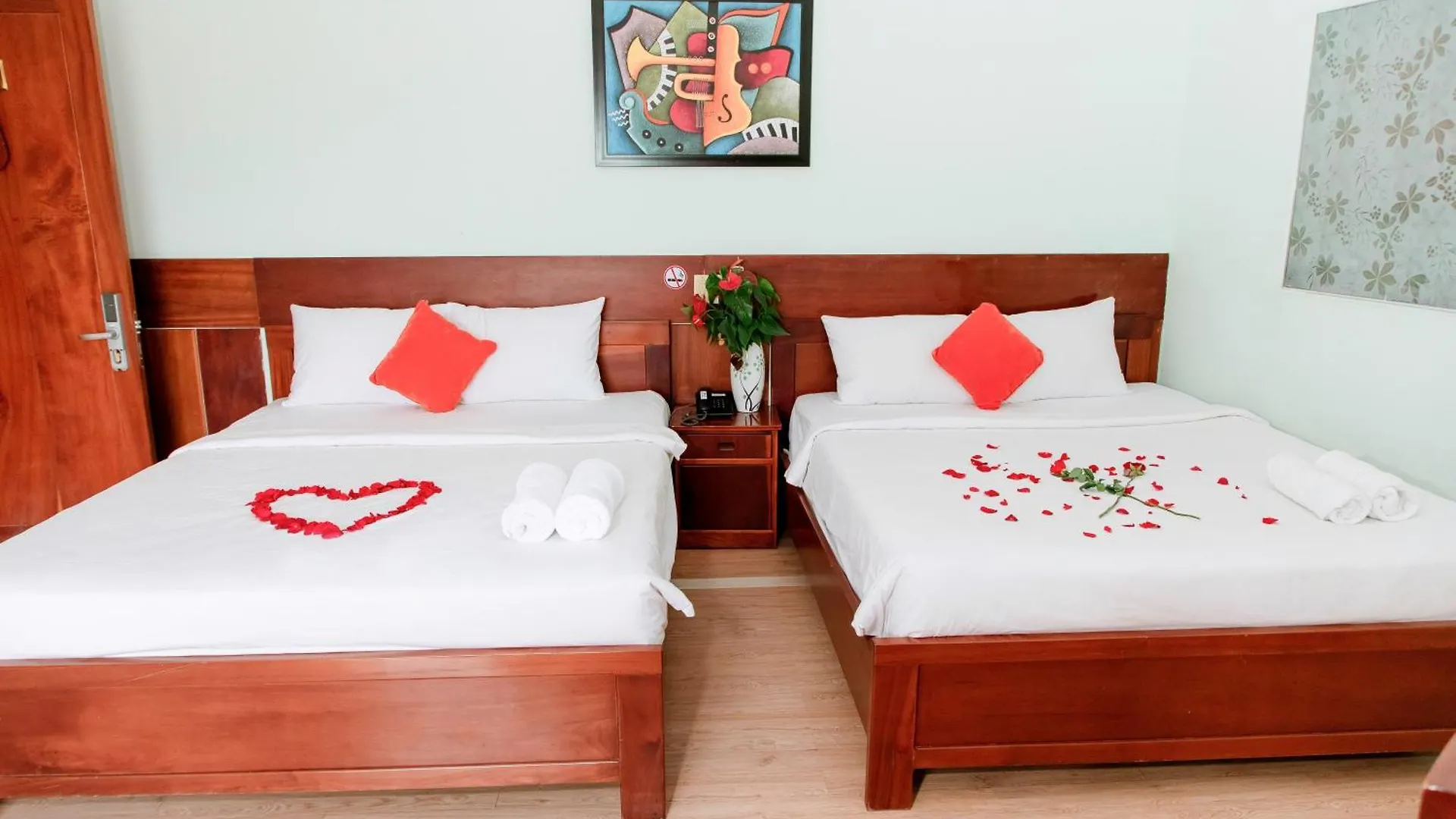 Art Deluxe Hotel Нячанг