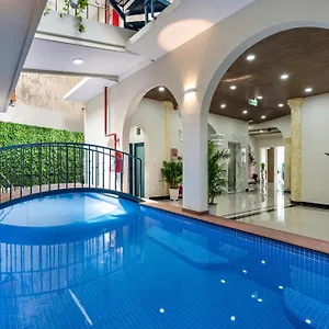 Отель Jan Saigon Oasis